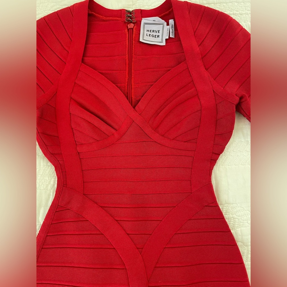 Herve Leger “Lexi” Red 3/4 Sleeve Bandage Dress (Size XS; Brand New) - Picture 13 of 15
